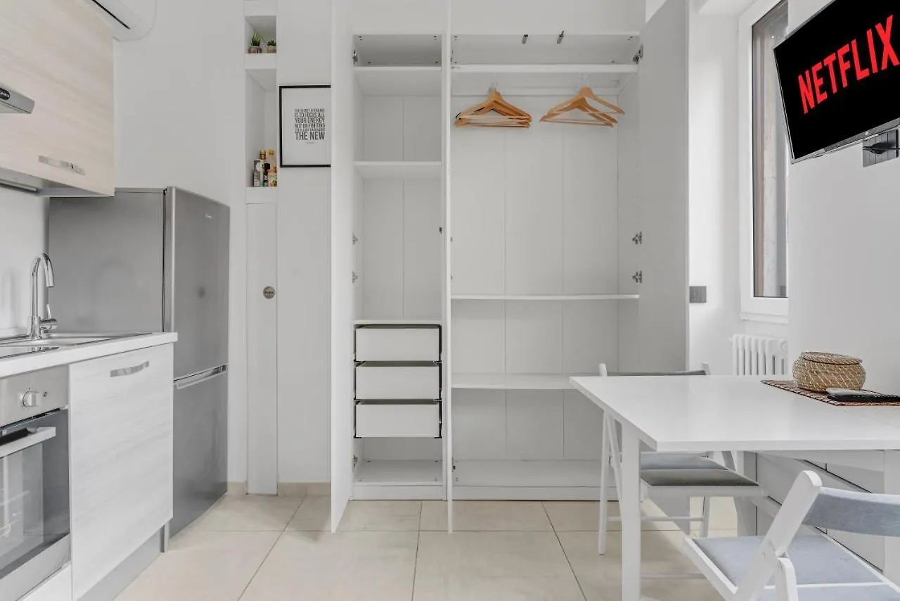 Metro M1 - Smart Home, Fast Free Wifi & Netflix Milan Apartment