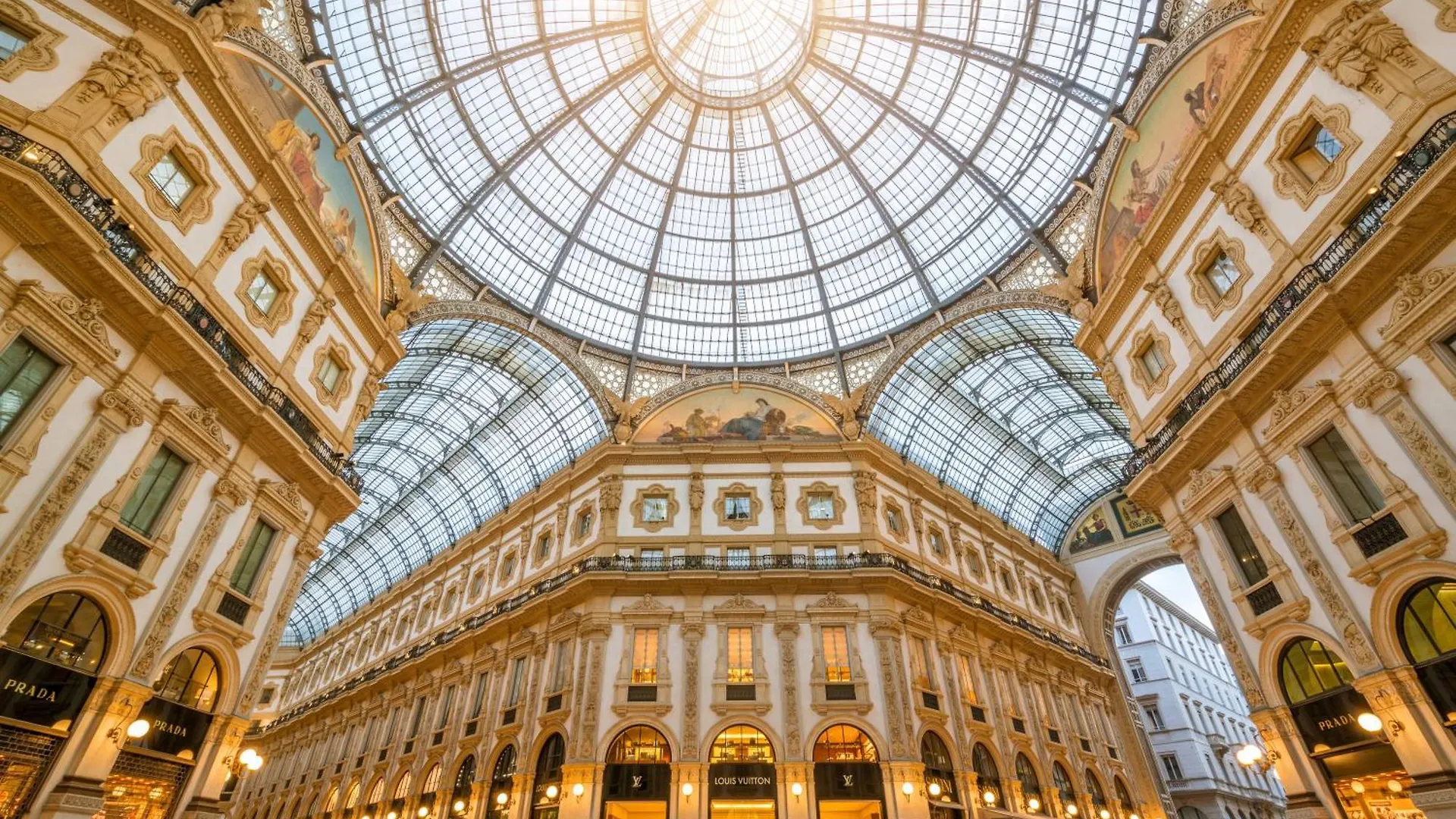 Metro M1 - Smart Home, Fast Free Wifi & Netflix Milan 0*,  Italy
